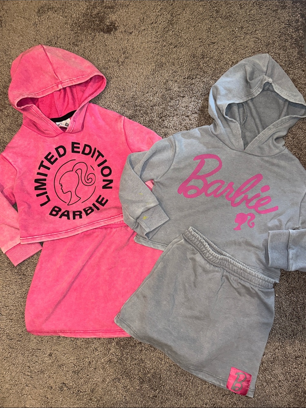 Toddler girls 3T Barbie skirt & crop sweatshirt sets!